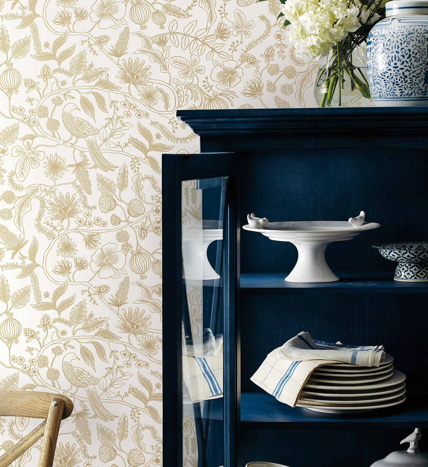 Aviary Peel & Stick Wallpaper - Metallic Gold & Cream - Image 3