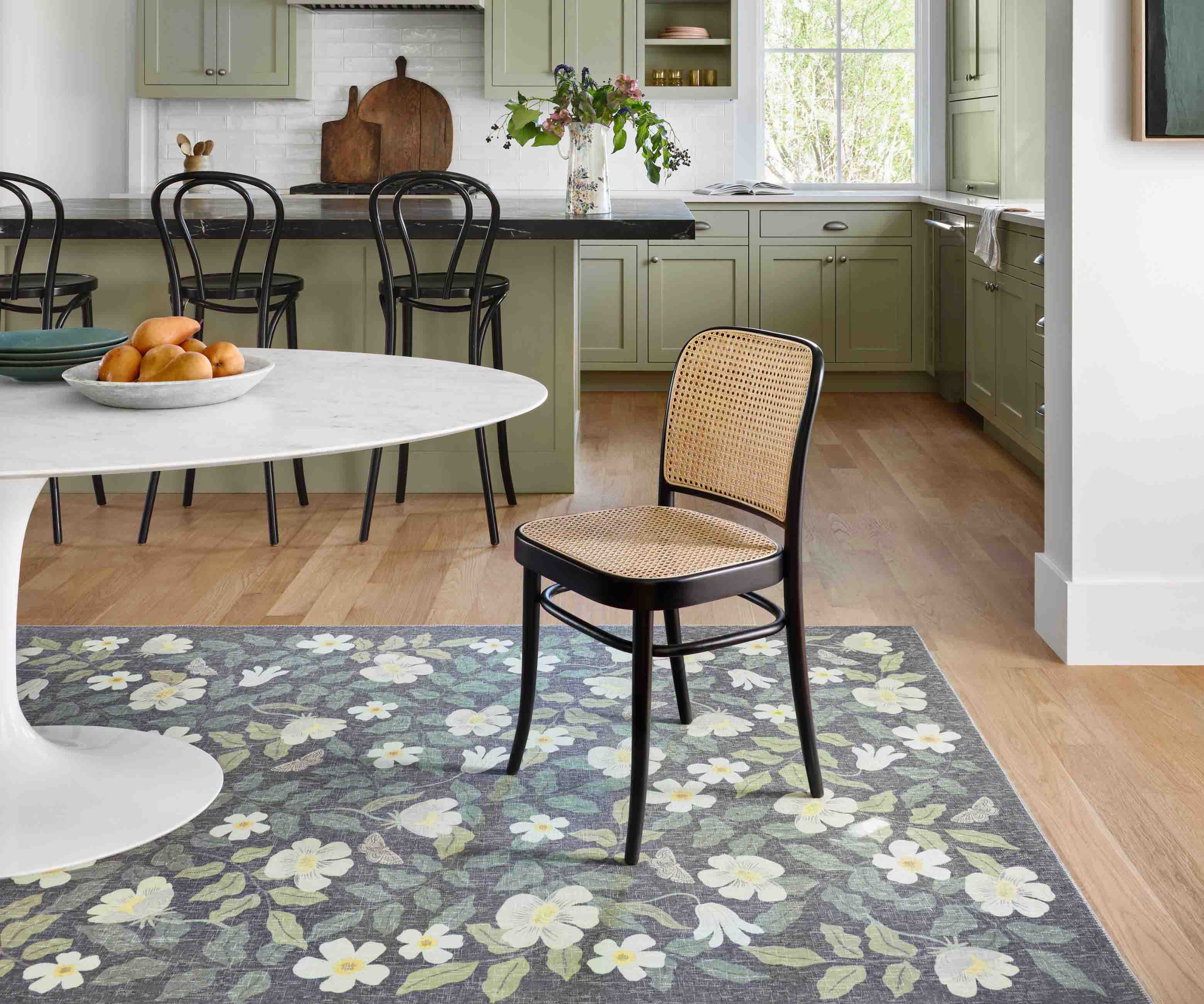 Cotswolds Primrose Power Loomed Rug - Charcoal - Image 2