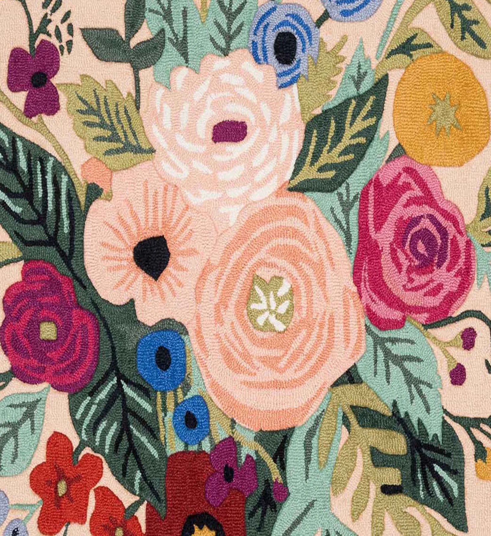 Les Fleurs Juliet Rose Bouquet Wool-Hooked Rug - Blush - Image 3