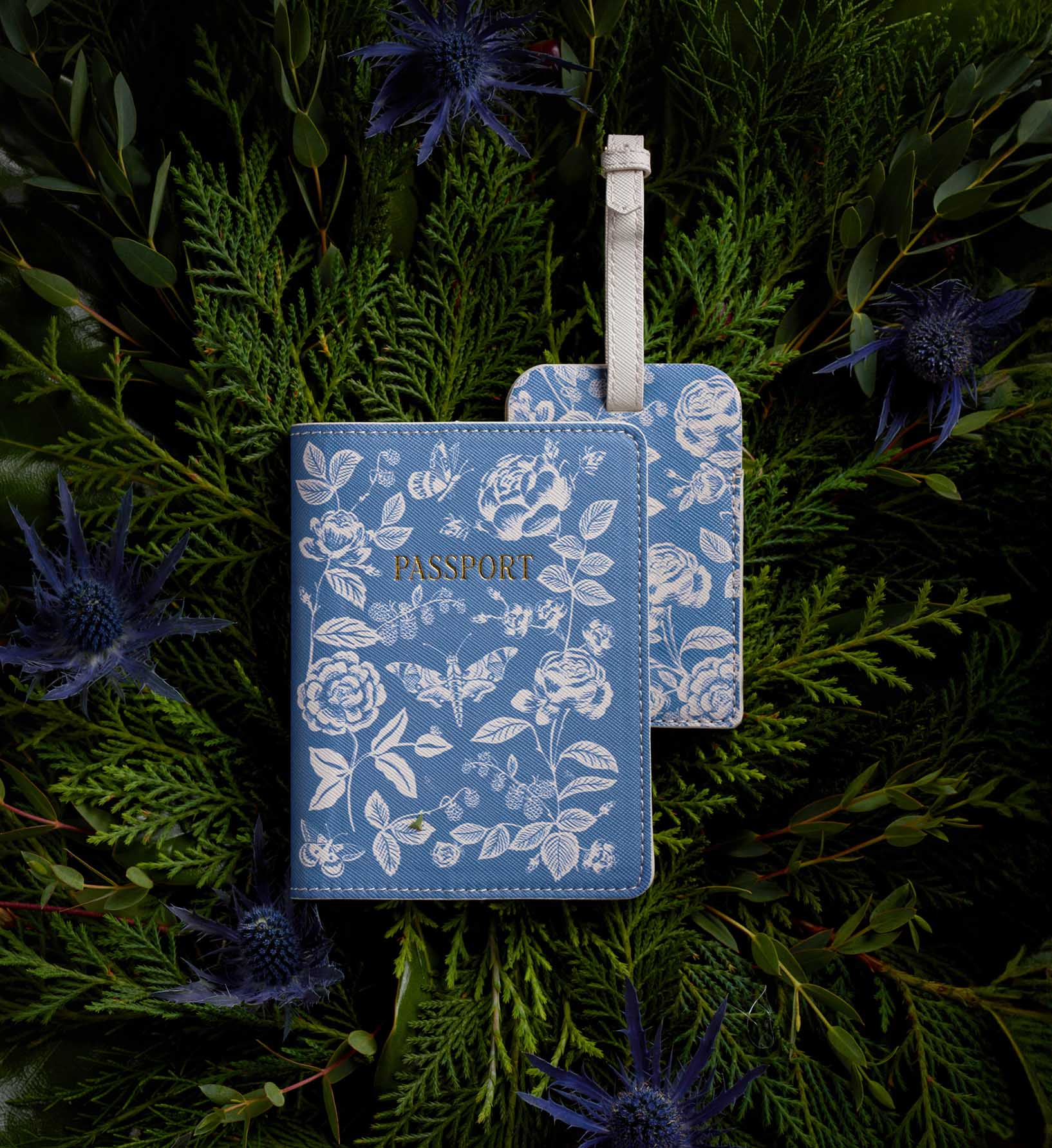 Passport Holder & Luggage Tag Set - English Rose - Image 3