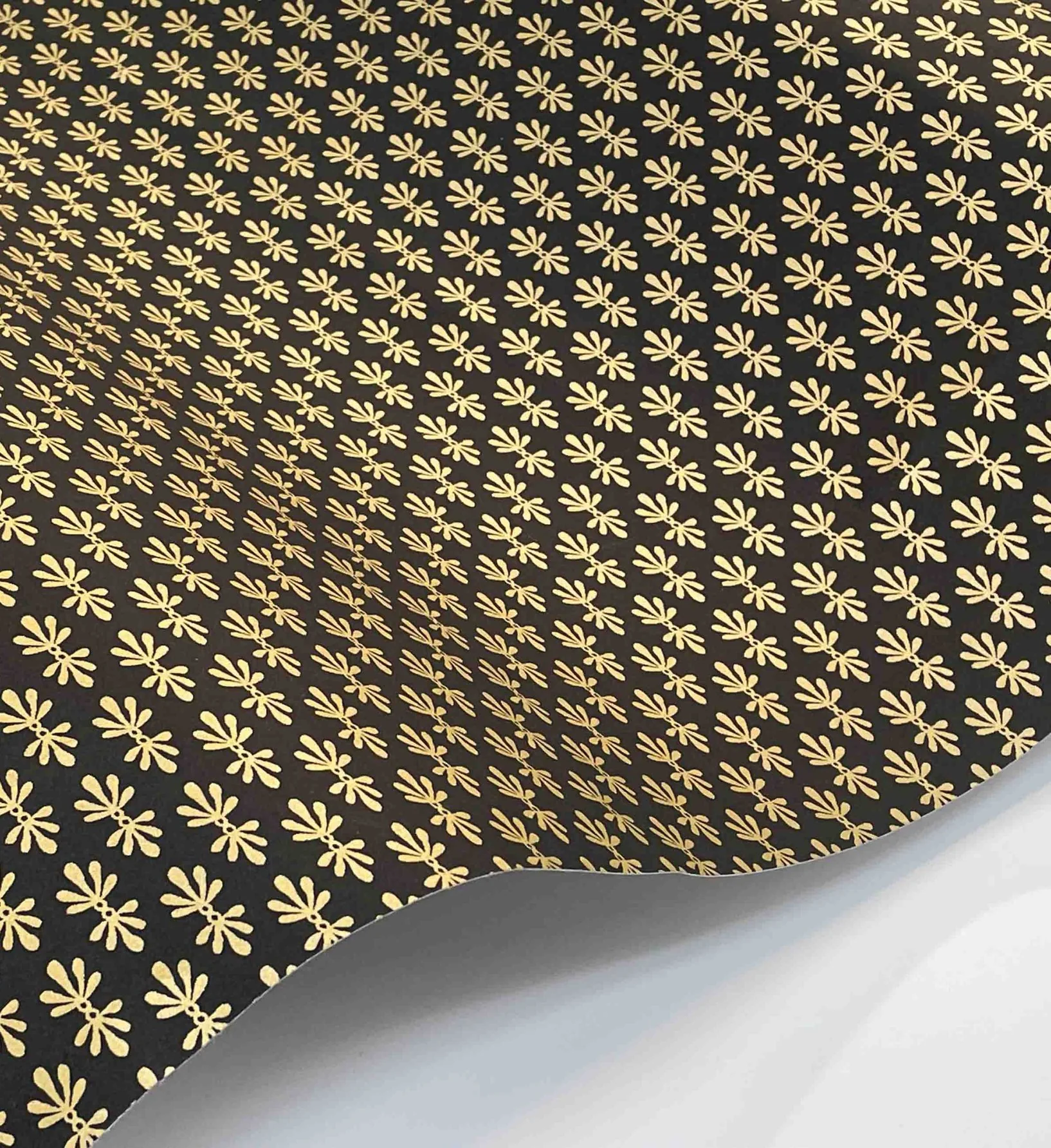 Petal Wallpaper - Black & Metallic Gold - Image 3