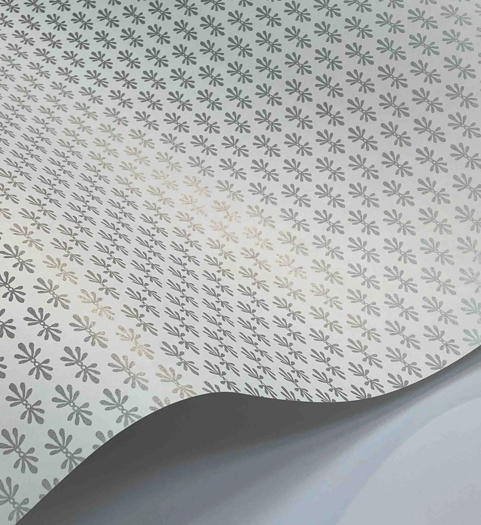 Petal Wallpaper - White & Metallic Silver - Image 3