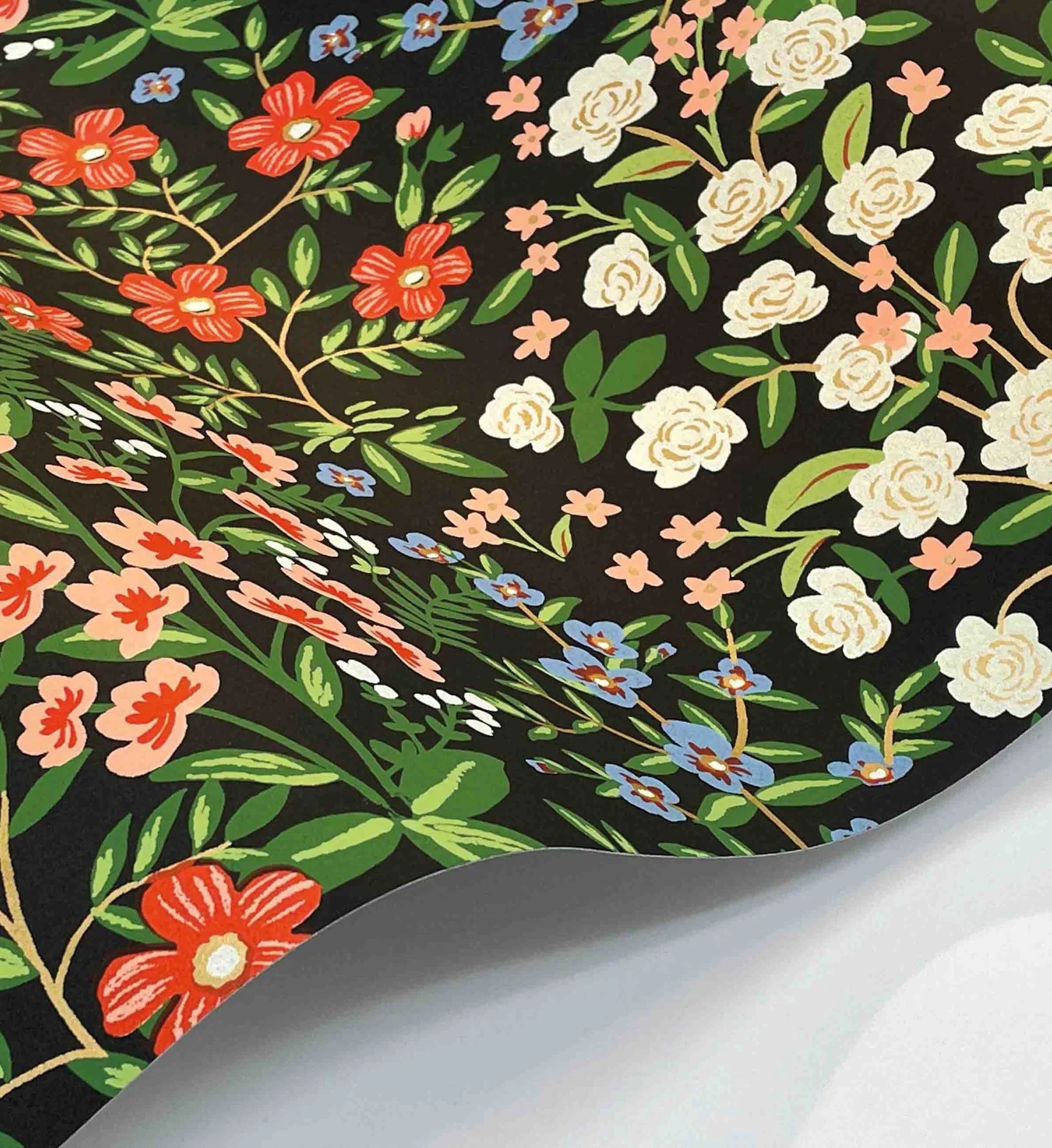 Wildwood Garden Wallpaper - Black - Image 3