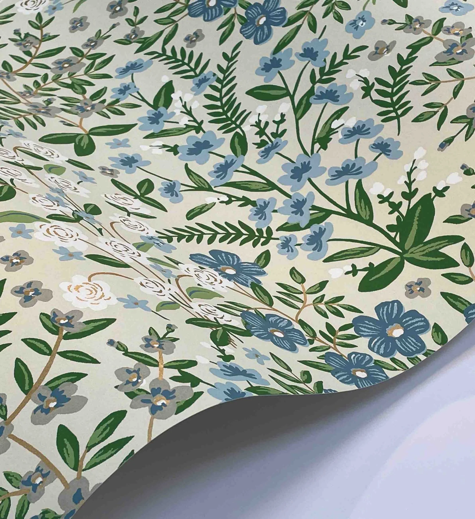 Wildwood Garden Wallpaper - Linen - Image 3